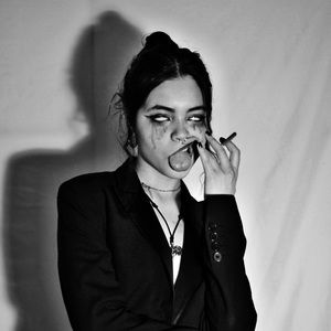 Meet your Posher, Vicky